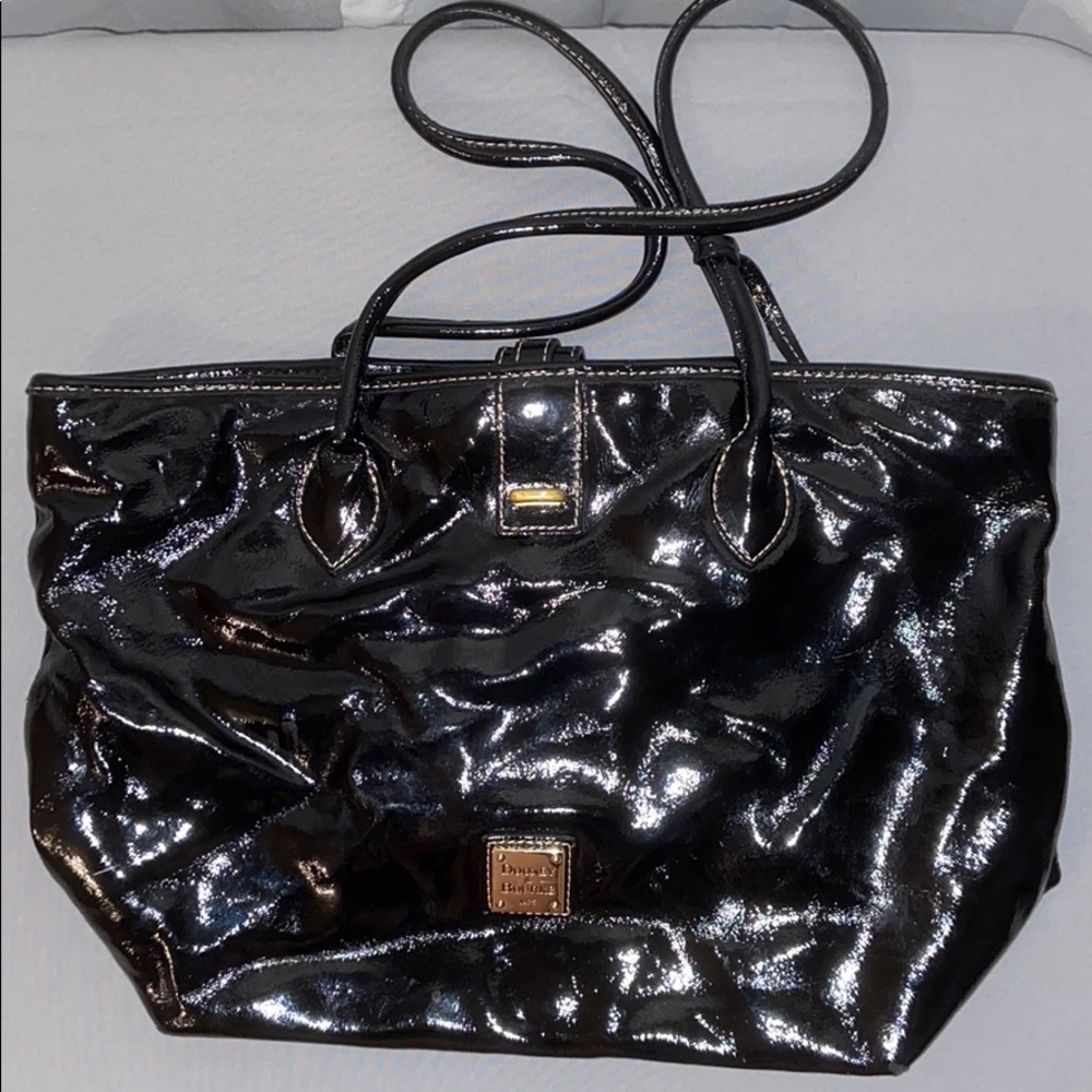 Dooney & Bourke